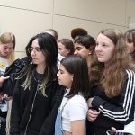 baskan-erdem-kiz-cocuklariyla-bulustu.jpg