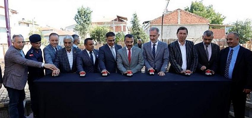 mevlana-camisinin-temeli-torenle-atildi.jpg