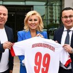 usta-gazeteciler-dunyanin-en-buyuk-makam-odasina-konuk-oldu.jpg
