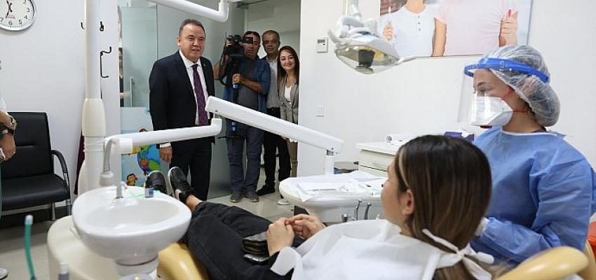 baskan-bocek-buyuksehir-saglik-merkezini-ziyaret-etti.jpg