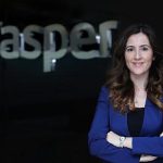 casperin-yeni-coosu-feray-karaman-oldu.jpg