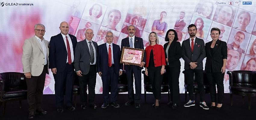 hiv-farkindaligini-artirmak-icin-tek-ses-oldular.jpg