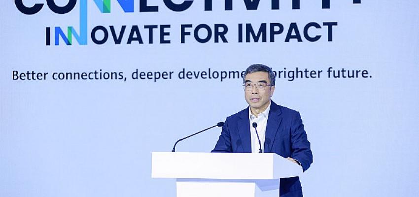 huaweiden-kirsal-bolgelerde-yasayan-120-milyon-kisiye-baglanti-destegi.jpg