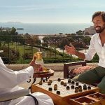 italyan-futbol-efsanesi-ve-fatih-karagumrukun-teknik-direktoru-andrea-pirlo-katar-turizmin-son-kampanyasinda-basrolde.jpg