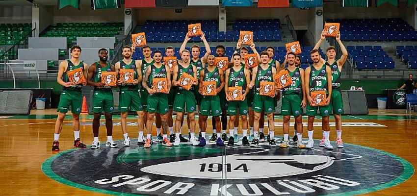 little-caesars-pizza-turkiye-lezzetiyle-basketbolun-yaninda.jpg