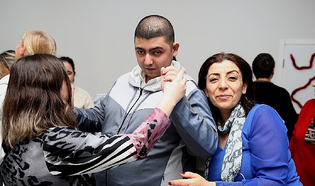 bizim-ev-yeni-yila-erken-girdi.jpg