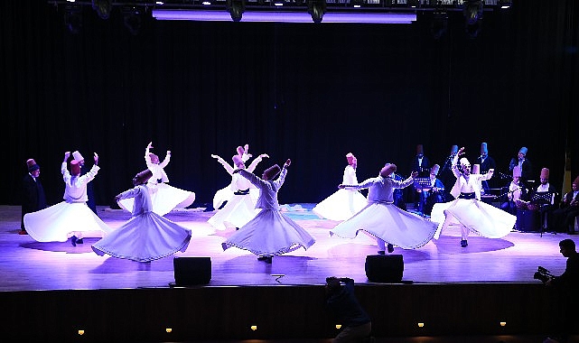 mevlana-vuslatinin-749-yil-donumunde-bayrampasada-anildi.jpg