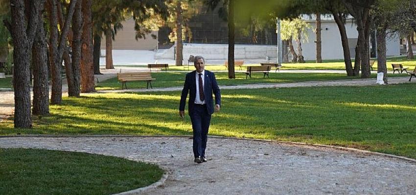 rektor-prof-dr-budak-yesil-bir-universite-icin-surdurulebilir-politikalar-uretmeye-devam-edecegiz.jpg