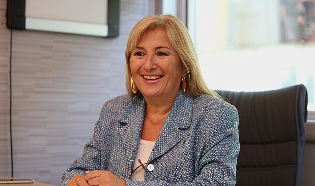 dikkat-bu-sekilde-dusunuyorsaniz-estetik-bagimlisi-olabilirsiniz.jpg
