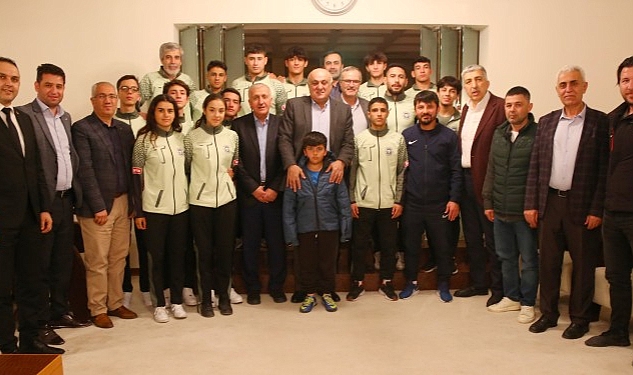 torku-sekerspor-iftarda-bulustu.jpg