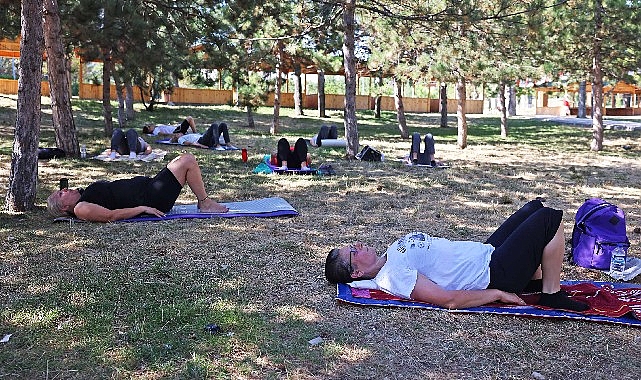cankayalilar-acik-havada-sporla-zinde-kaliyor.jpg