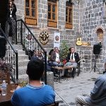 sur-kultur-yolu-festivali-soylesilerine-cevre-illerden-yogun-ilgi.jpg