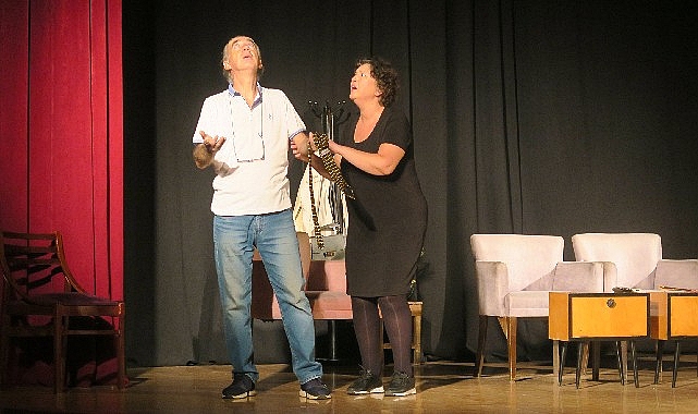 kara-komedi-fay-hatti-focada-sahnelendi.jpg