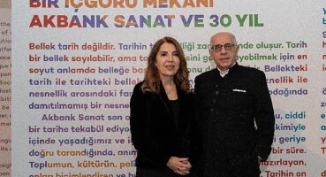 akbank-sanattan-30-yila-ozel-sergi.jpg