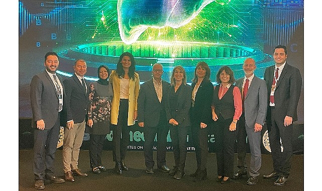 dunyaca-unlu-hepatit-uzmanlari-vhsdnin-duzenledigi-b-connected-in-istanbul-toplantisinda-bulustu.jpg