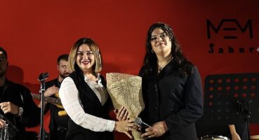 genc-sarkici-bilge-su-performansiyla-tam-not-aldi.jpg