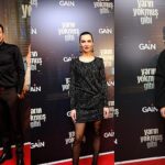 tuba-buyukustun-ve-halit-ergenci-bulusturan-yarin-yokmus-gibi-dizisine-muhtesem-gala.jpg