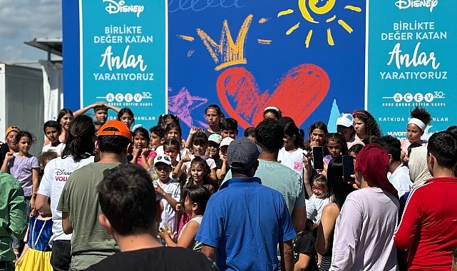 the-walt-disney-company-acev-hatayin-defne-ilcesinde-depremden-etkilenen-cocuklarla-cok-ozel-bir-etkinlige-imza-atti.jpg