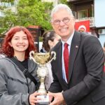 19-mayis-ataturku-anma-genclik-ve-spor-bayrami-mudanyada-coskuyla-kutlandi-mudanya-meydanlarini-bayram-sevinci-sardi.jpg