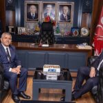 baskan-tugaydan-mhpye-ziyaret-izmiri-tum-siyasi-partilerle-yonetmek-istiyoruz.jpg