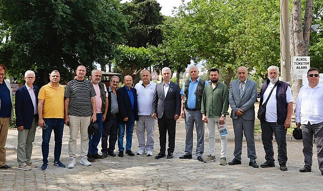 bergama-belediye-baskani-prof-dr-tanju-celik-bolge-gazetecileriyle-gerceklestirdigi-aylik-toplantida-bergama-belediyesinin-borcunu-acikladi.jpg