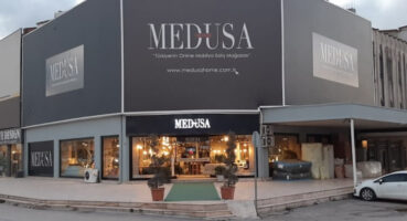 Evinizi Şıklıkla Donatın: Medusa Home Mobilya